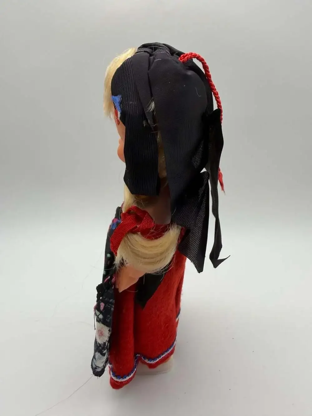 Vintage Nazare Portugal Folk Costume Doll 5.5 Inch Souvenir Figurine